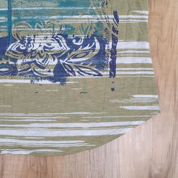 🔺️Madison & Berkeley Burnout Bedazzled Short Sleeve Tshirt Medium - Picture 6 of 9